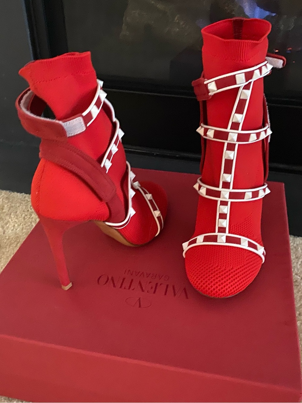 Valentino Garavani Rockstud Ankle Boots Red White Sz 36.5